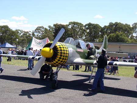 plane_parked1